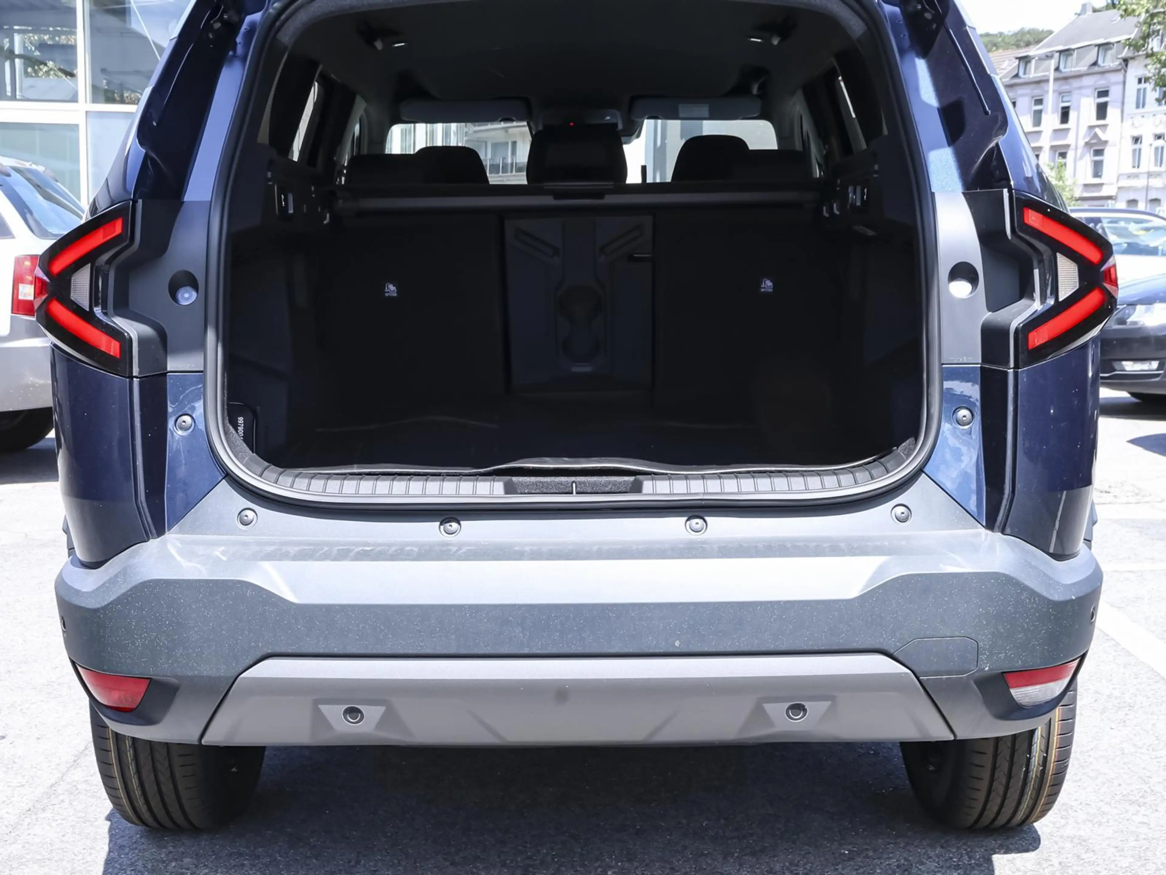 Dacia Bigster Extreme HYBRID 155 — photo 8