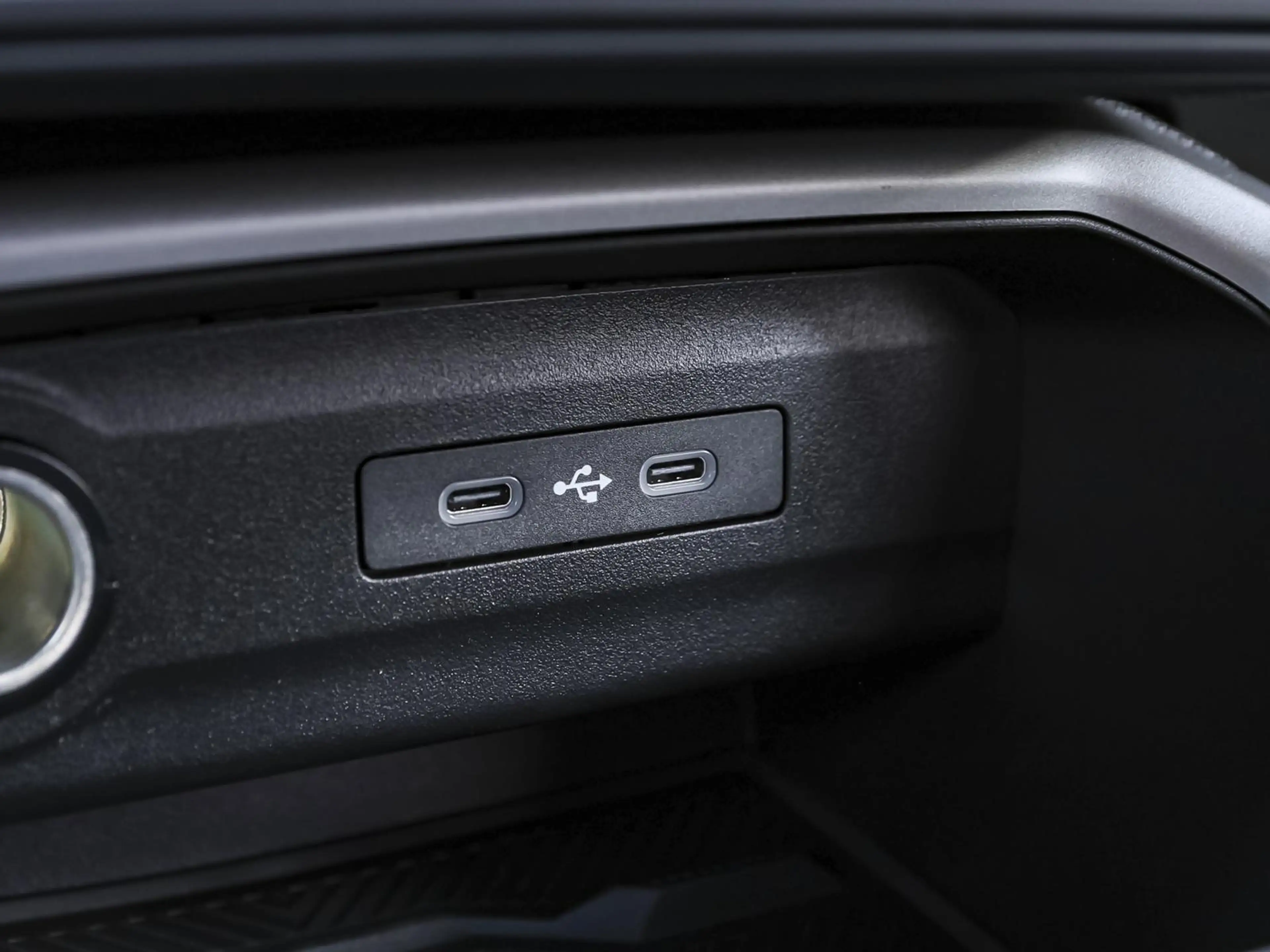 Dacia Bigster Extreme HYBRID 155 — photo 11