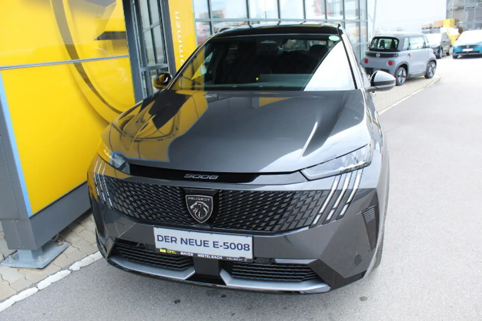Peugeot 5008 Elektro 210 73 kWh GT EXCLUSIVE Grau - 2