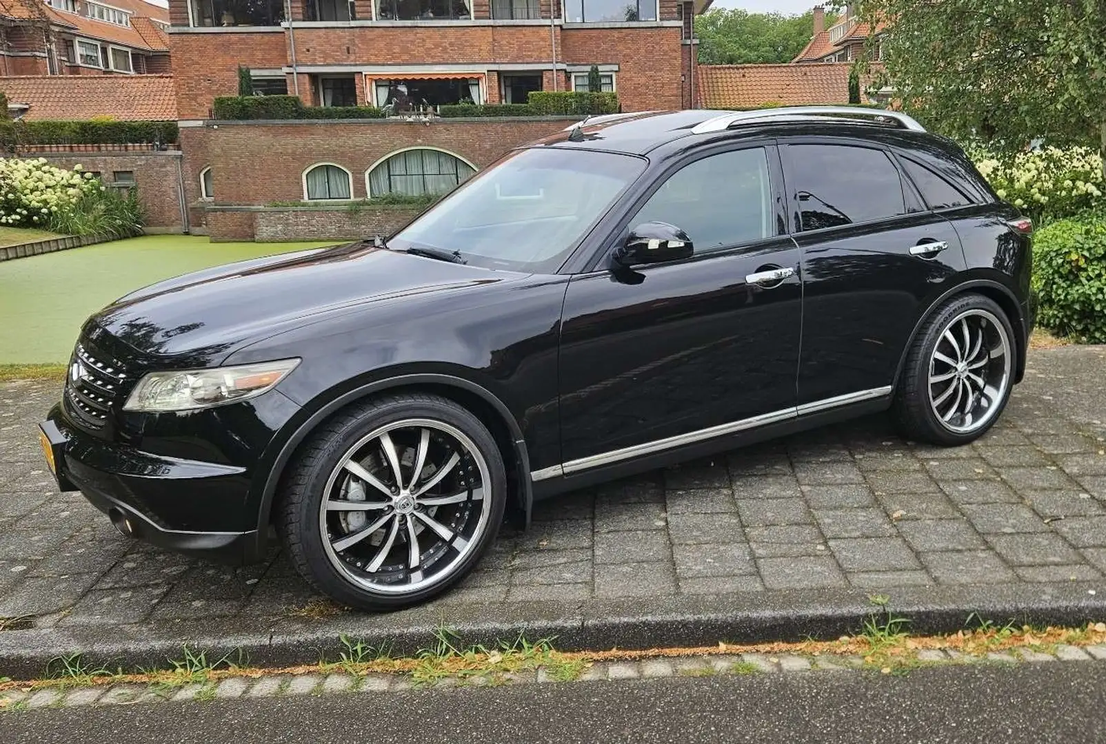 Infiniti FX 35 V6 Bomvoll/Upgrades/22"inch/Youngtimer✅️ Schwarz - 2