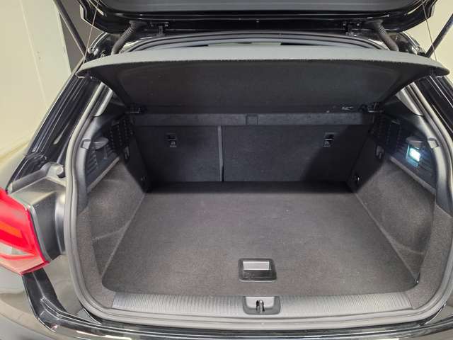 Audi Q2 — photo 16