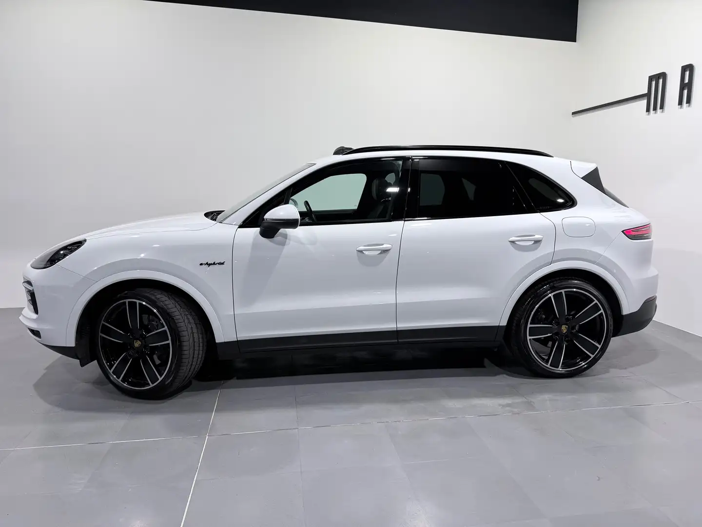 Porsche Cayenne E-Hybrid, Pano., 22" Zoll, Ahk uvm. Weiß - 2