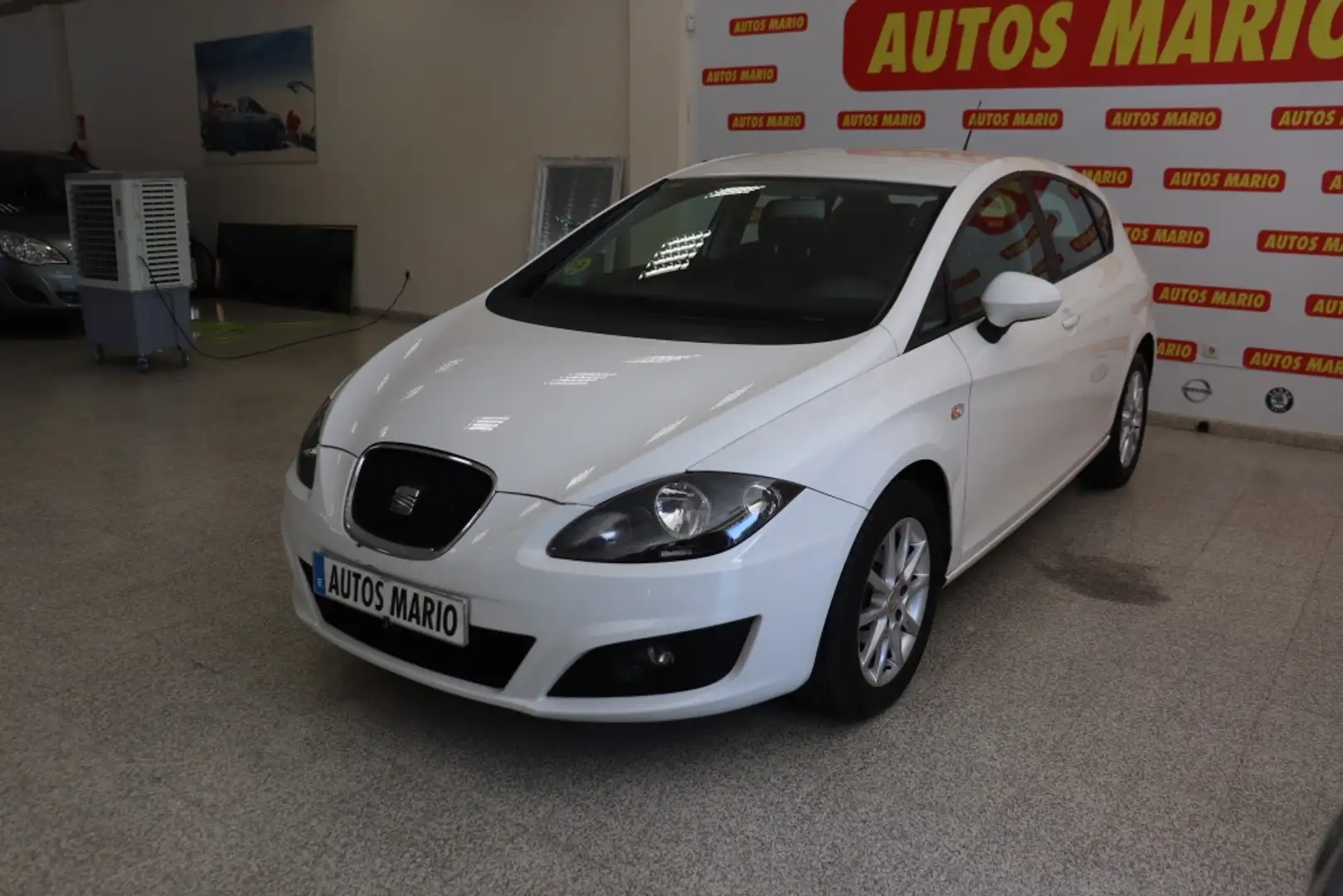 SEAT Leon 1.9TDI Reference Ecomotive DPF Blanc - 2