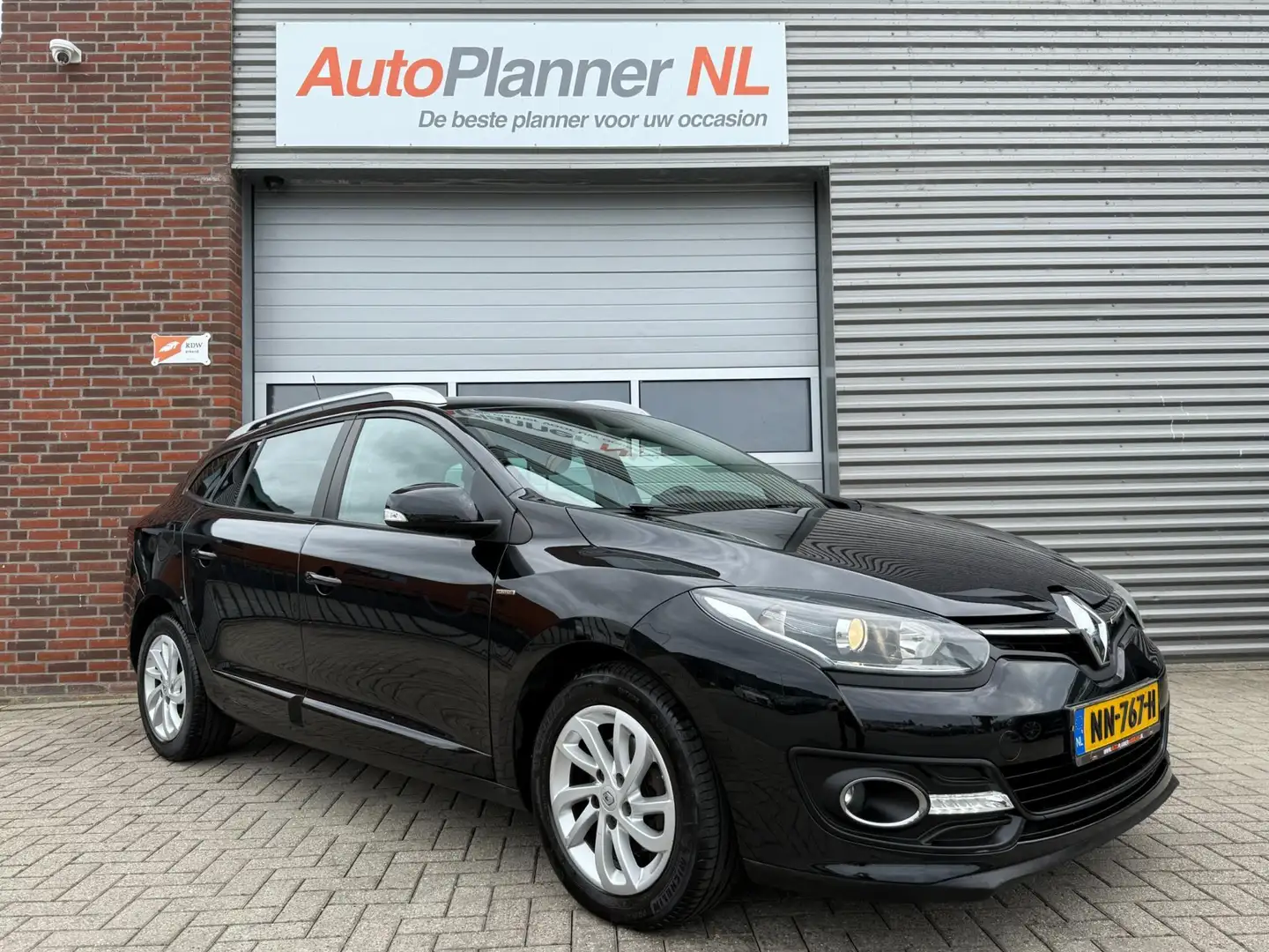 Renault Megane Estate 1.5 dCi Limited! Clima! Cruise! Navi! Zwart - 1