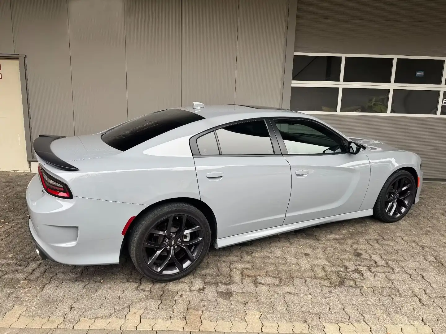 Dodge Charger Gris - 2