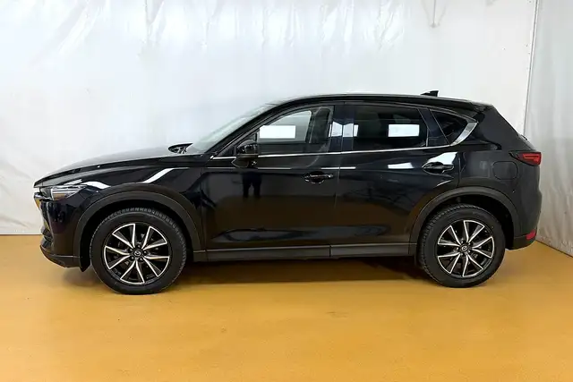 Mazda CX-5 view 4