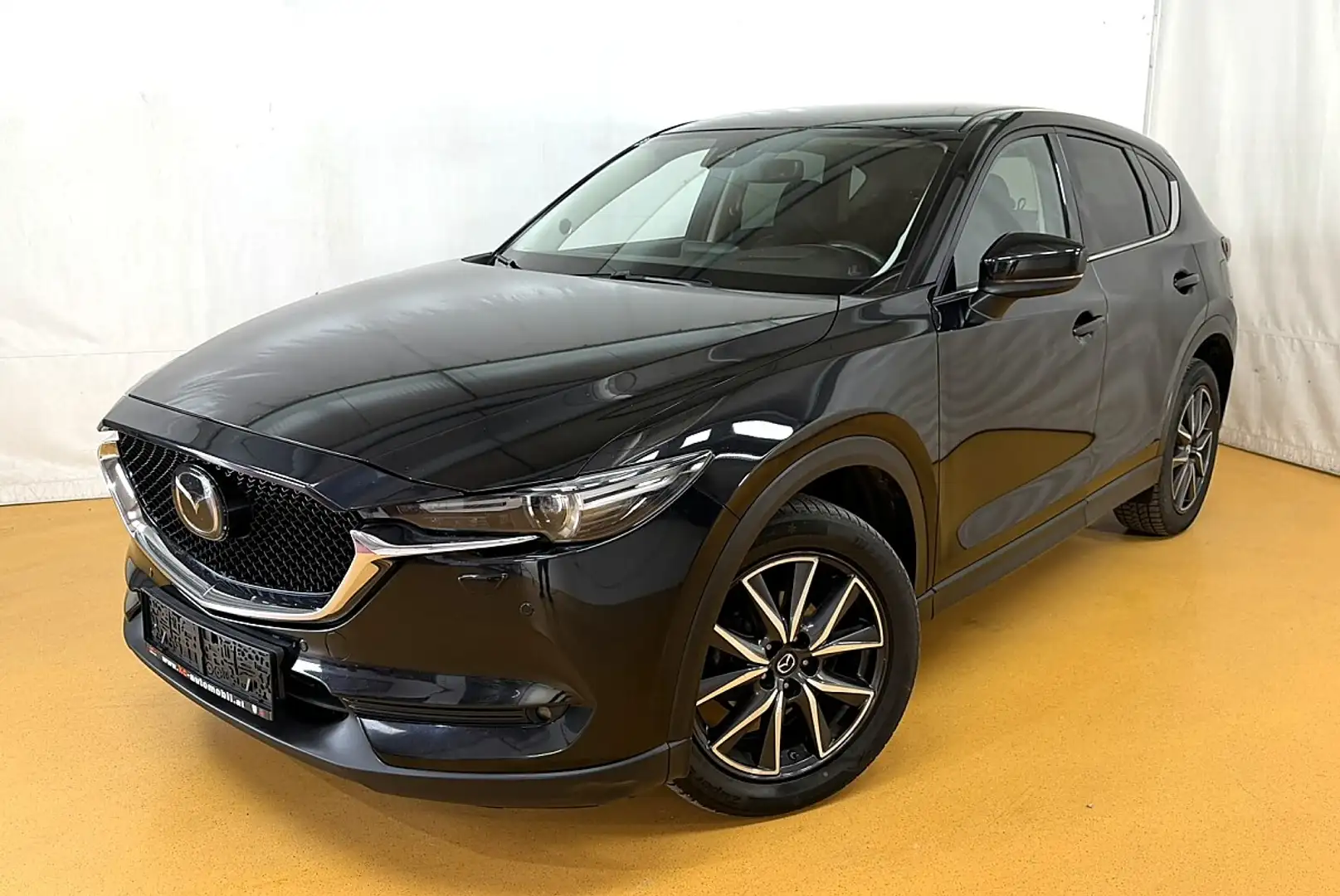 Mazda CX-5 2.2 SKYACTIV-D 175 Revolution Top AWD Schwarz - 1