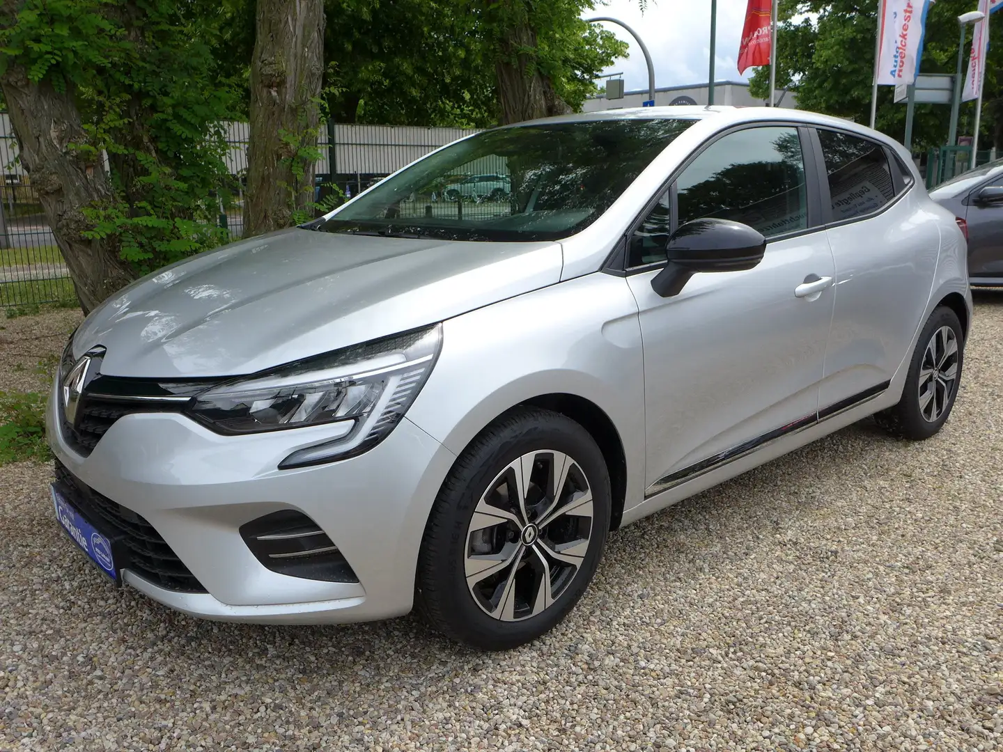 Renault Clio TCe 90 EVOLUTION Navi / Klima / PDC Plateado - 1