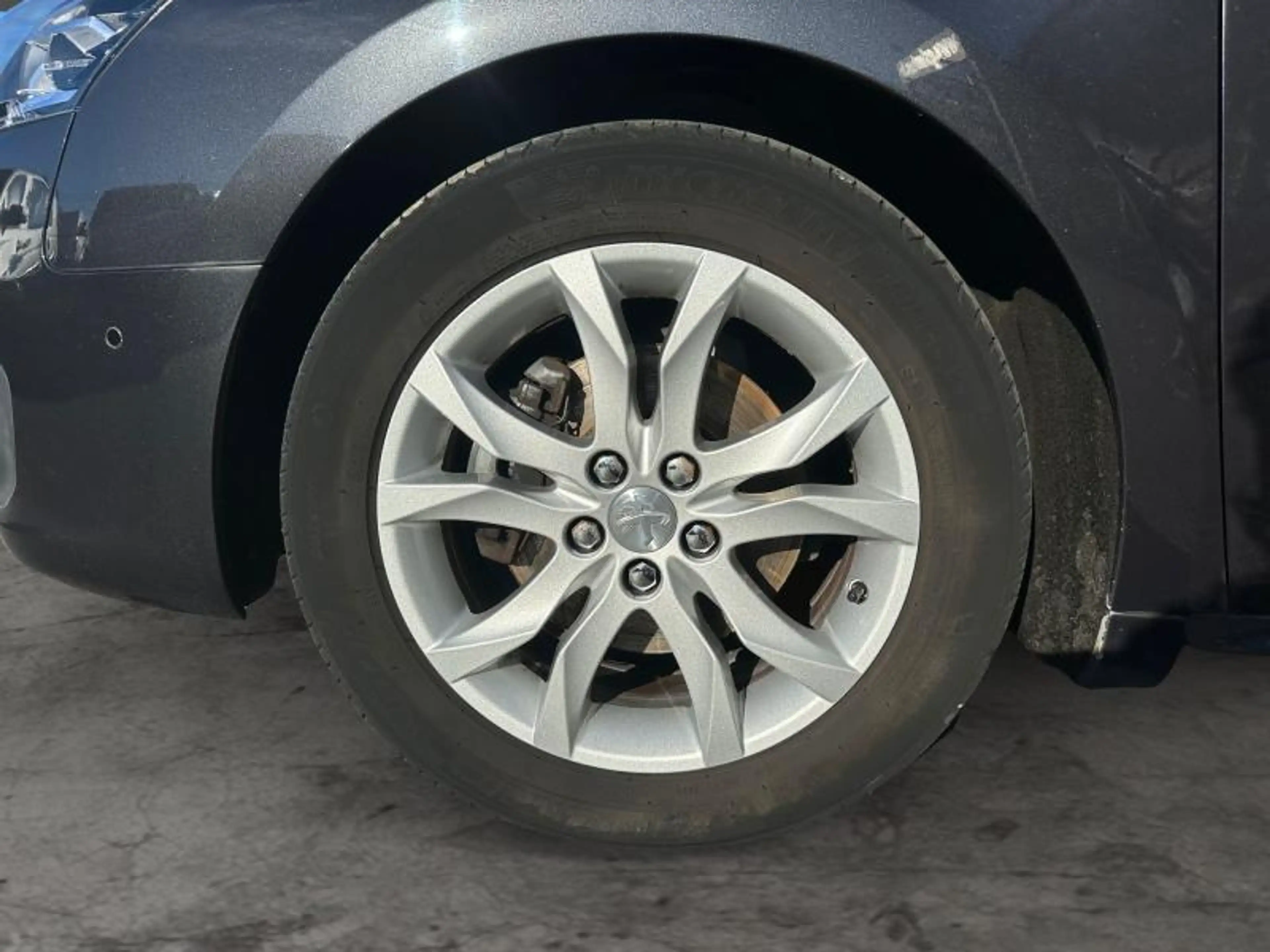 Peugeot 508 SW 2.0 150cv Gris 11/16 Clim GPS Bluetooth — photo 8