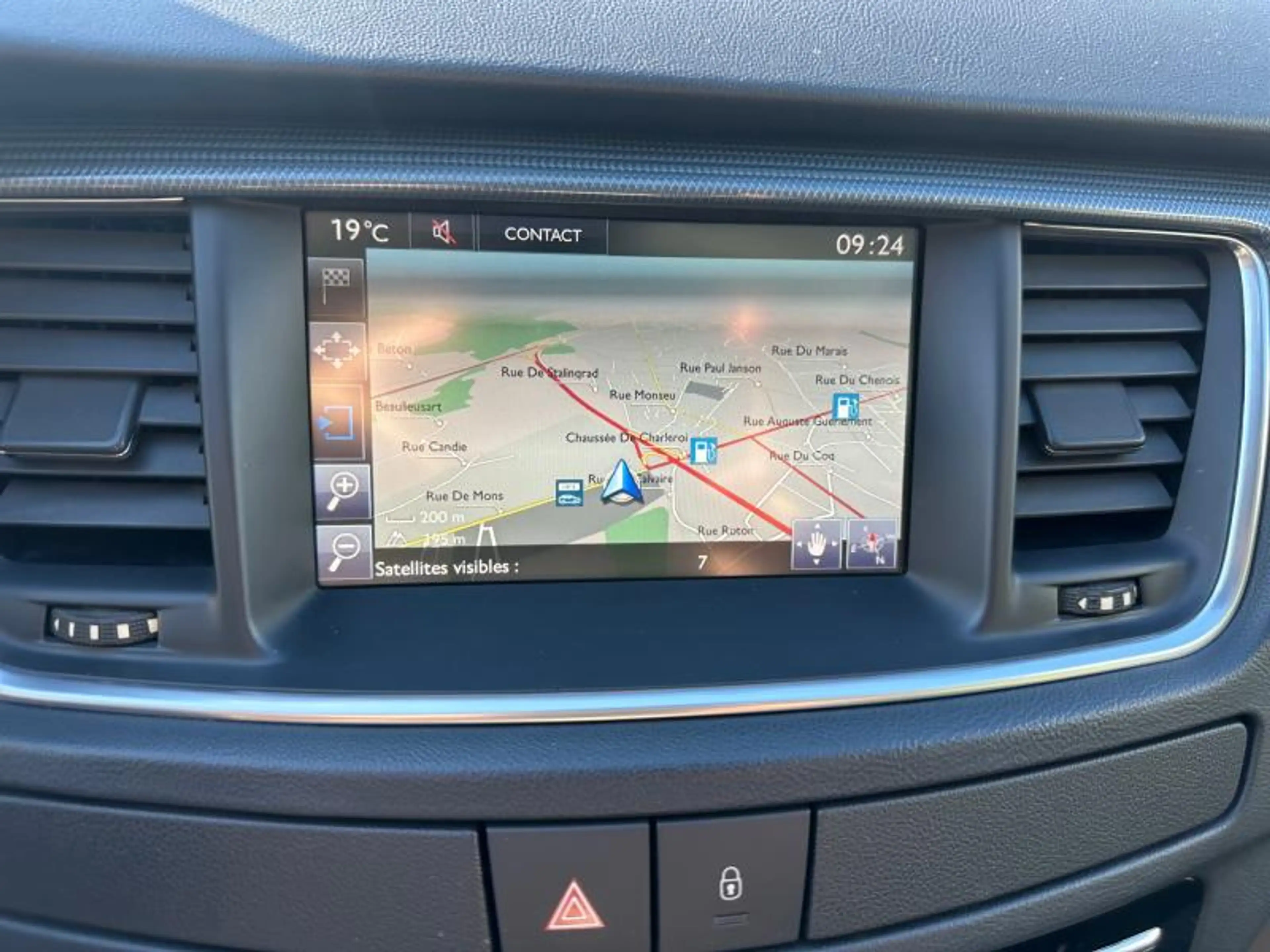 Peugeot 508 SW 2.0 150cv Gris 11/16 Clim GPS Bluetooth — photo 15