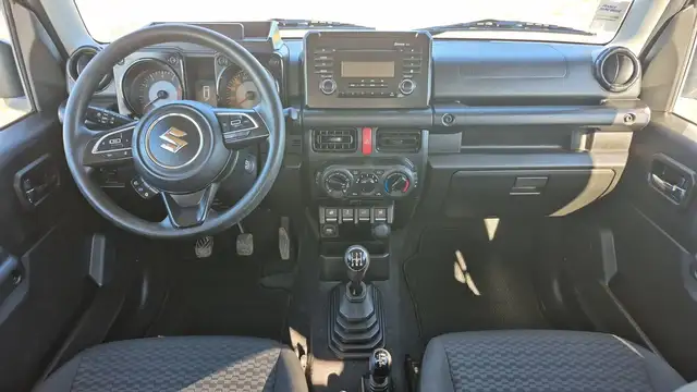 Suzuki Jimny view 11