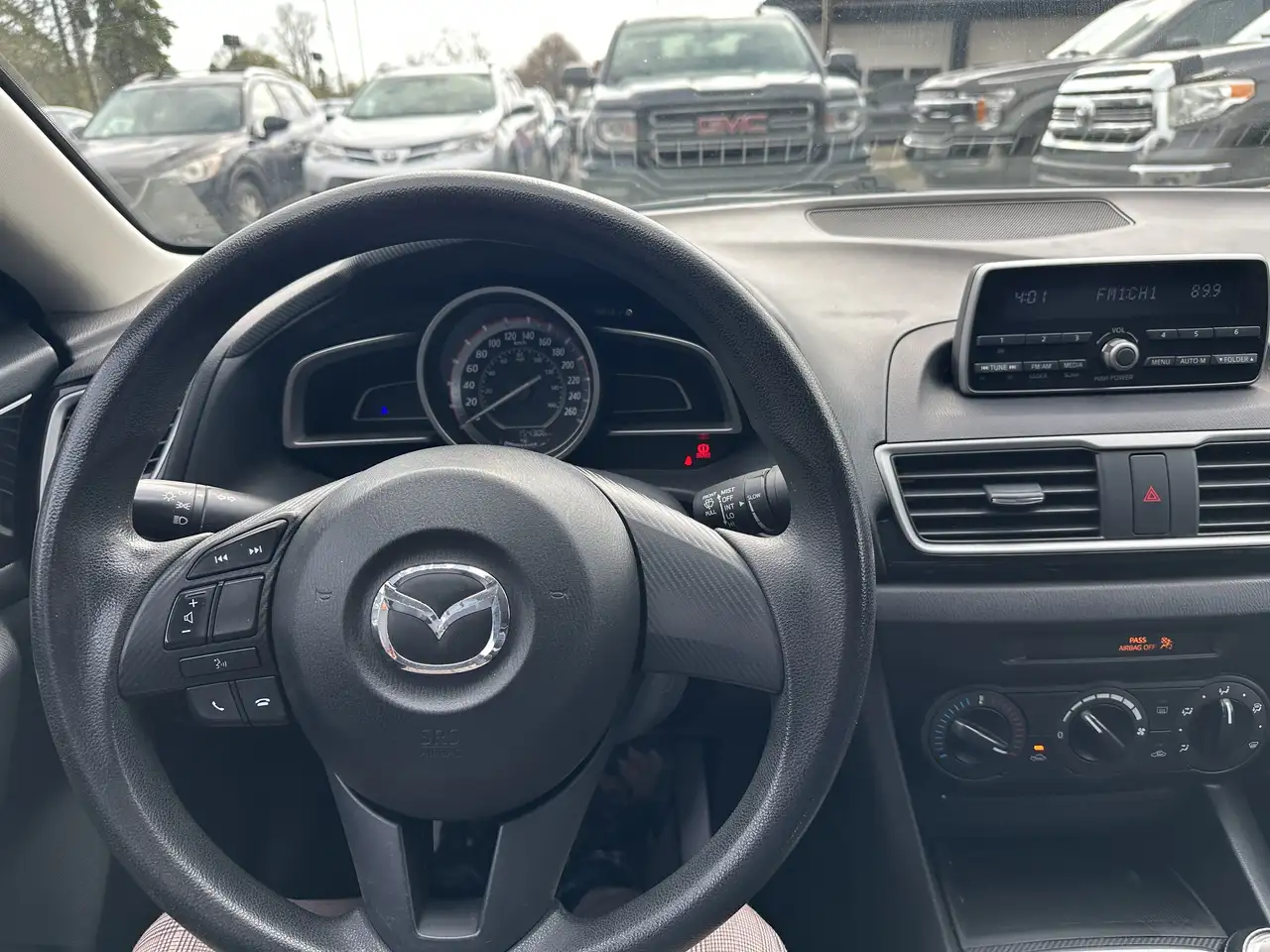 Mazda 3 photo Mazda 3