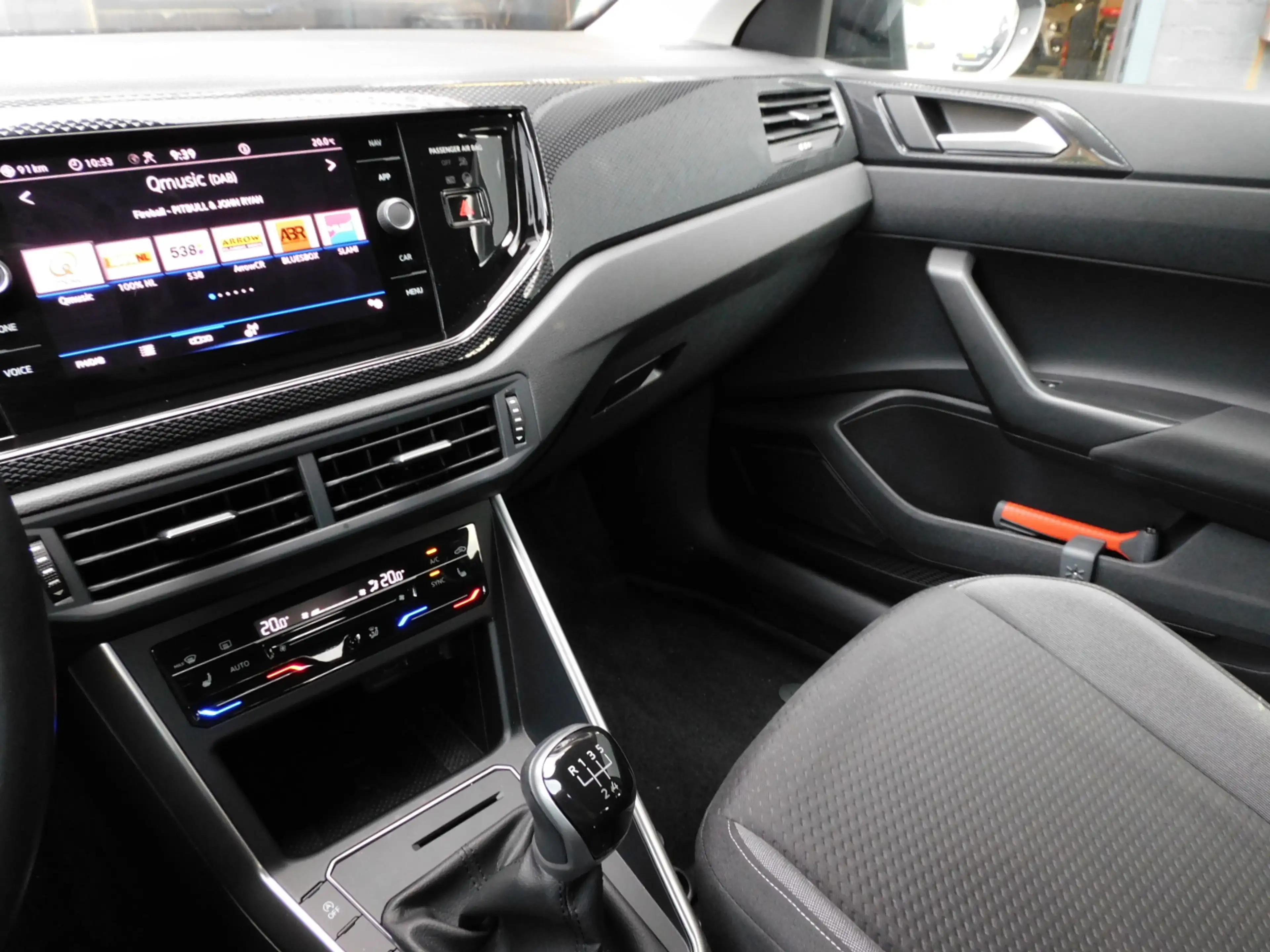 Volkswagen Taigo 1.0 TSI Life Business 1e EIGENAAR! CARPLAY/ANDROID — photo 24