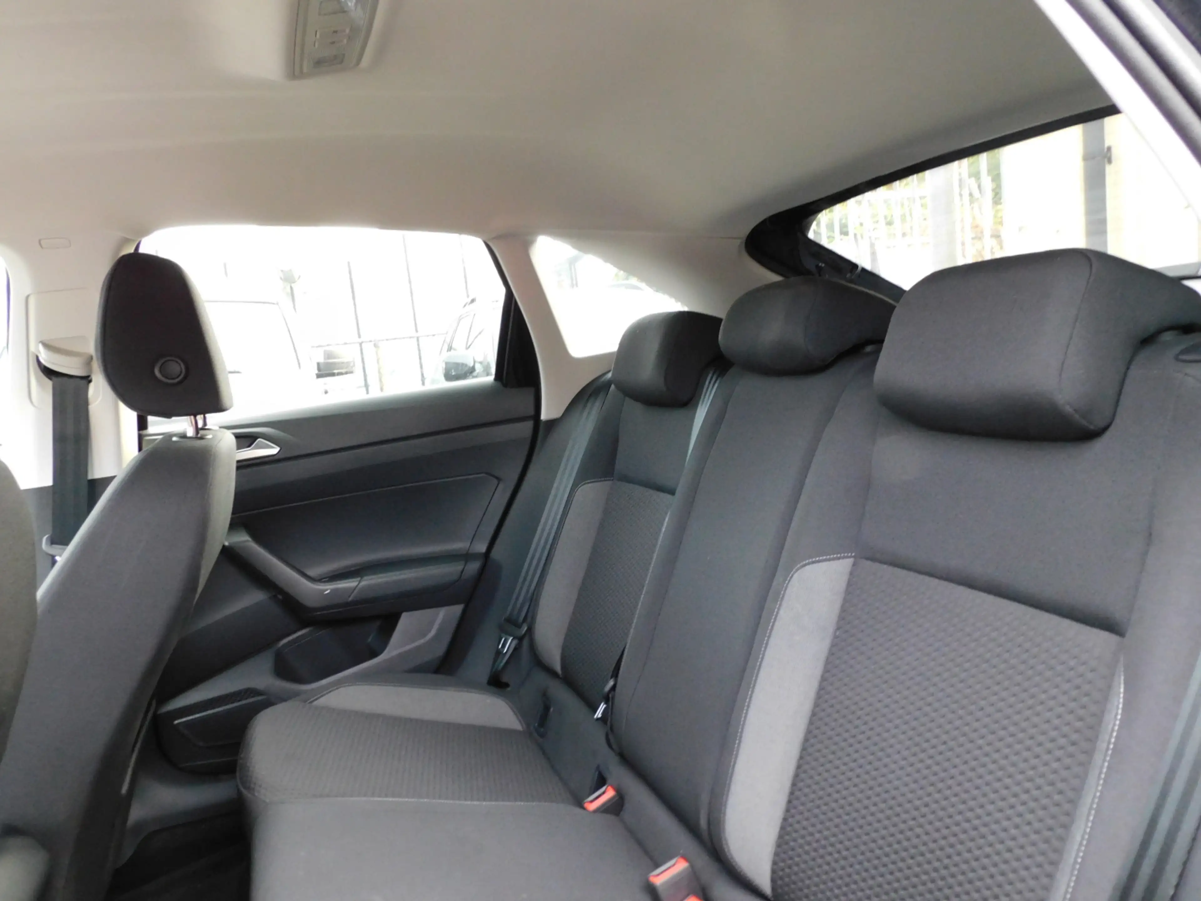 Volkswagen Taigo 1.0 TSI Life Business 1e EIGENAAR! CARPLAY/ANDROID — photo 8