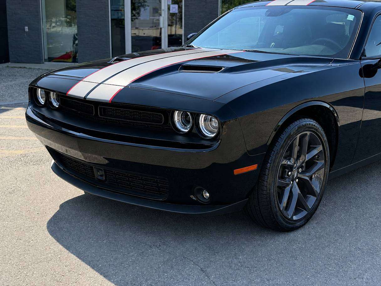 2023 Dodge Challenger SXT PLUS w/ LOW KMS / LEATHER / ALPINE SOUND — снимка 1
