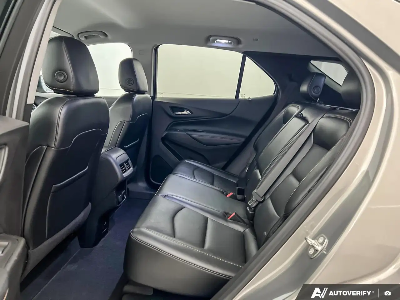 Chevrolet Equinox photo Chevrolet Equinox