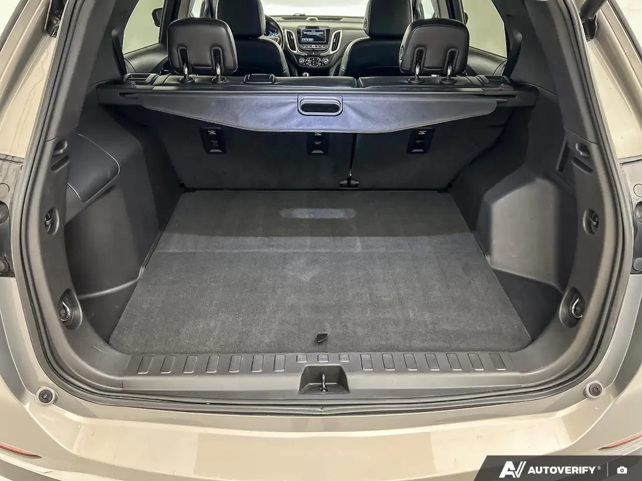 Chevrolet Equinox photo Chevrolet Equinox