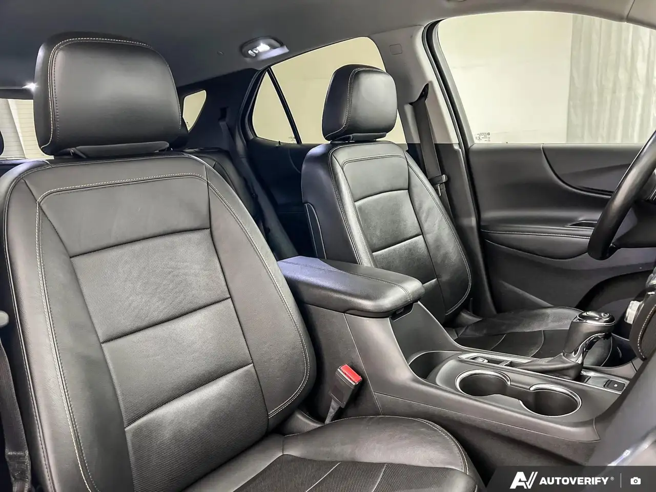 Chevrolet Equinox photo Chevrolet Equinox