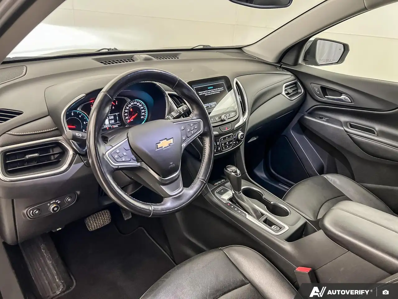 Chevrolet Equinox photo Chevrolet Equinox