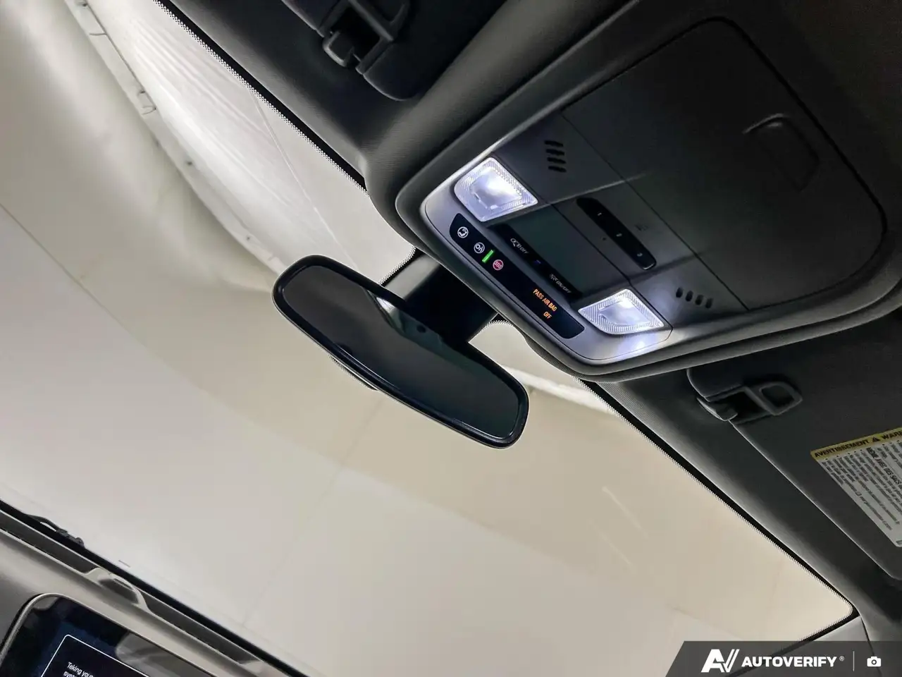 Chevrolet Equinox photo Chevrolet Equinox