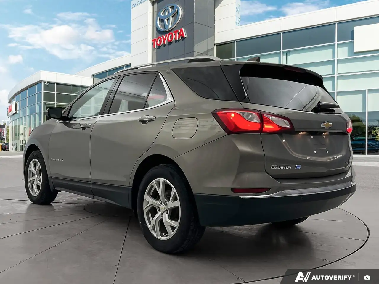 Chevrolet Equinox photo Chevrolet Equinox
