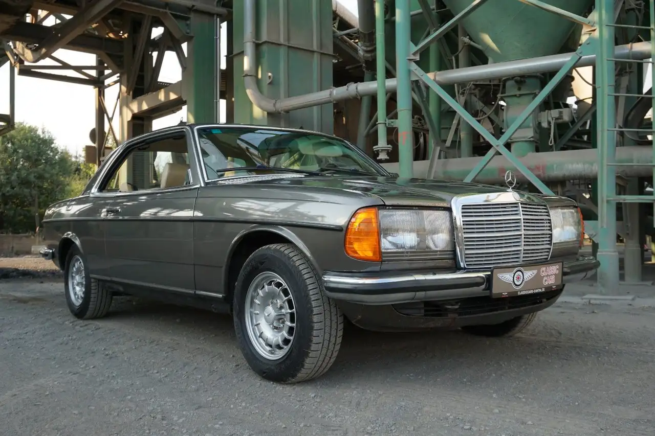 Mercedes-Benz 280 CE W123 C - Schöner Original Zustand - 5 Gang, foto 4