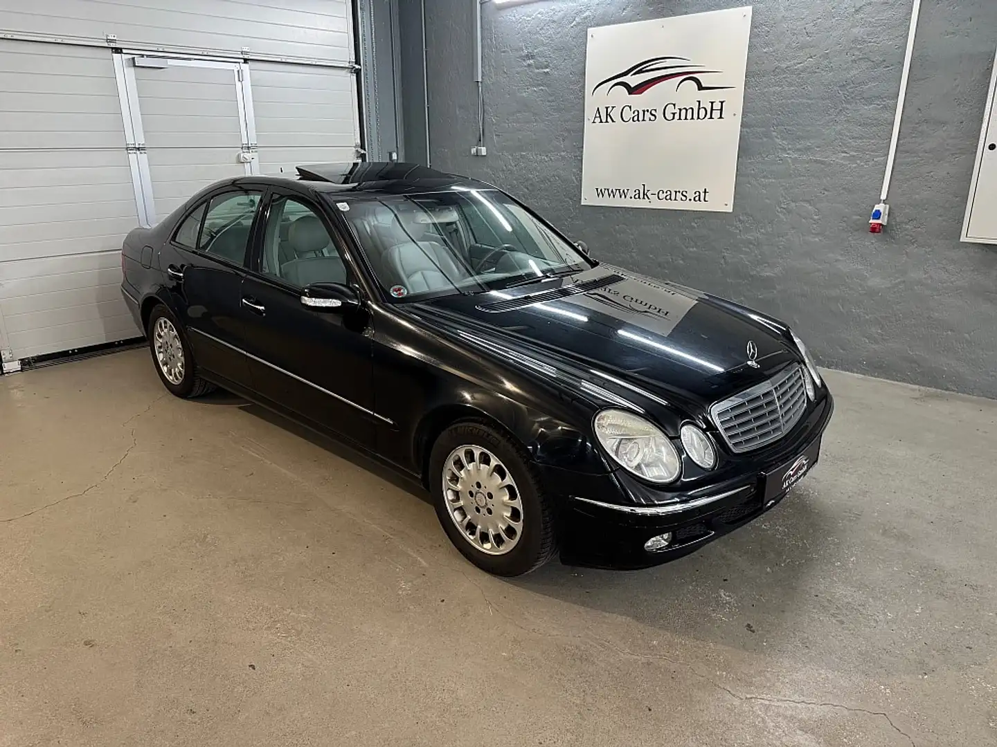 Mercedes-Benz E 220 Elegance CDI Aut. Negro - 1