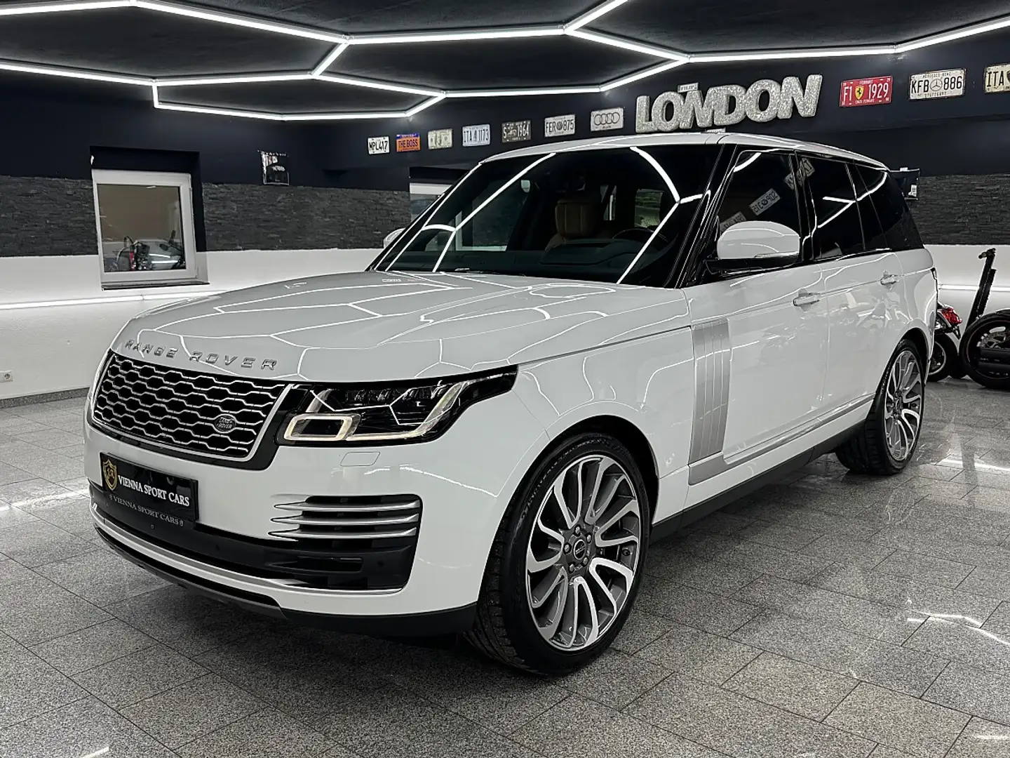 Land Rover Range Rover Vogue 4,4 SDV8 Autobiography*VOLL*FACELIFT* Weiß - 2
