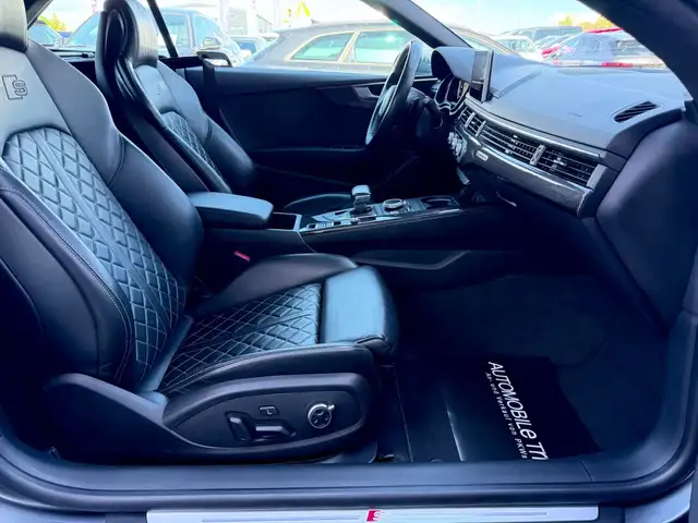 Audi S5 view 12