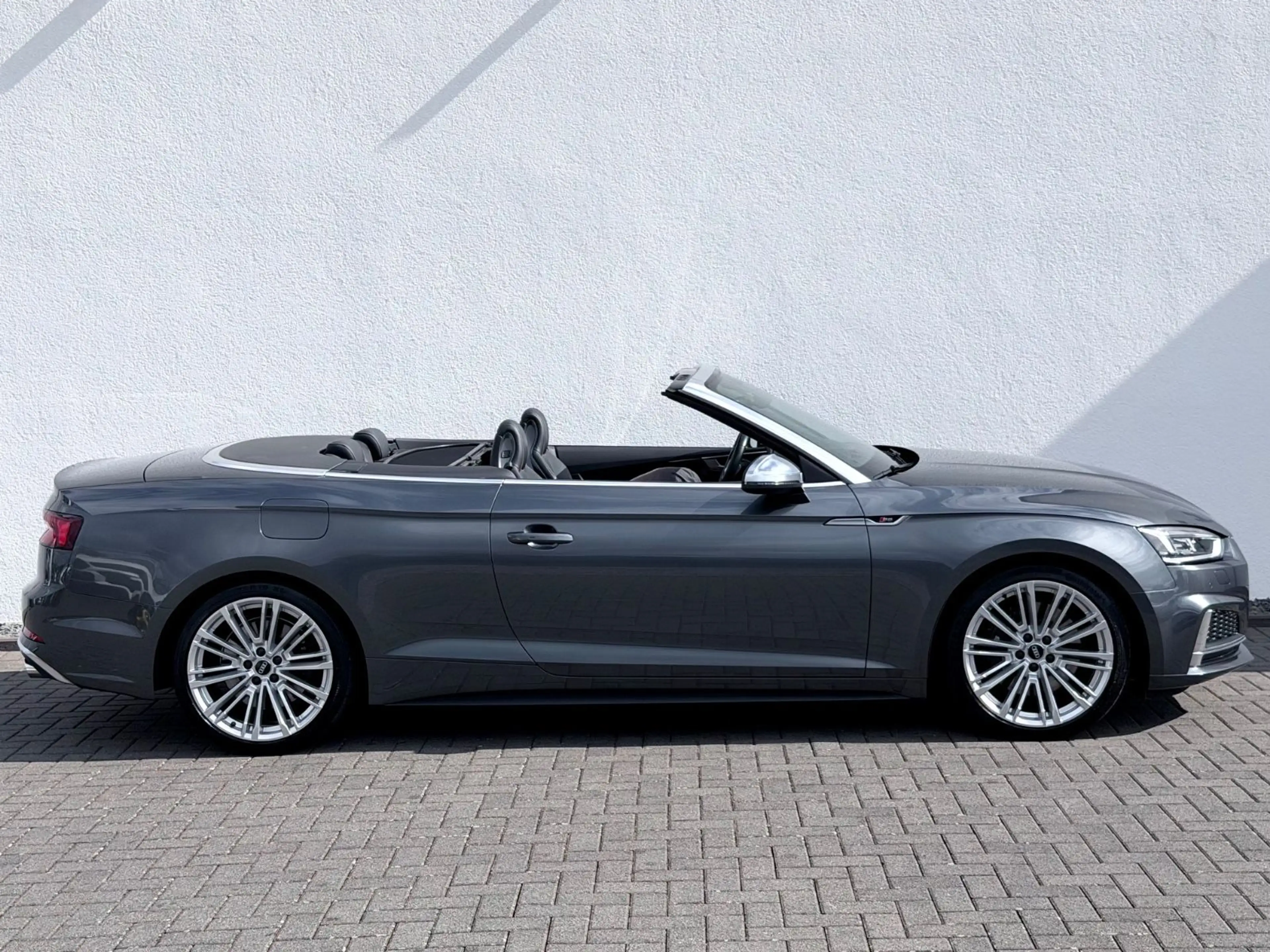Audi S5 Cabriolet 3.0 TFSI quattro /LED/MASSAGE/CAM/ — photo 4