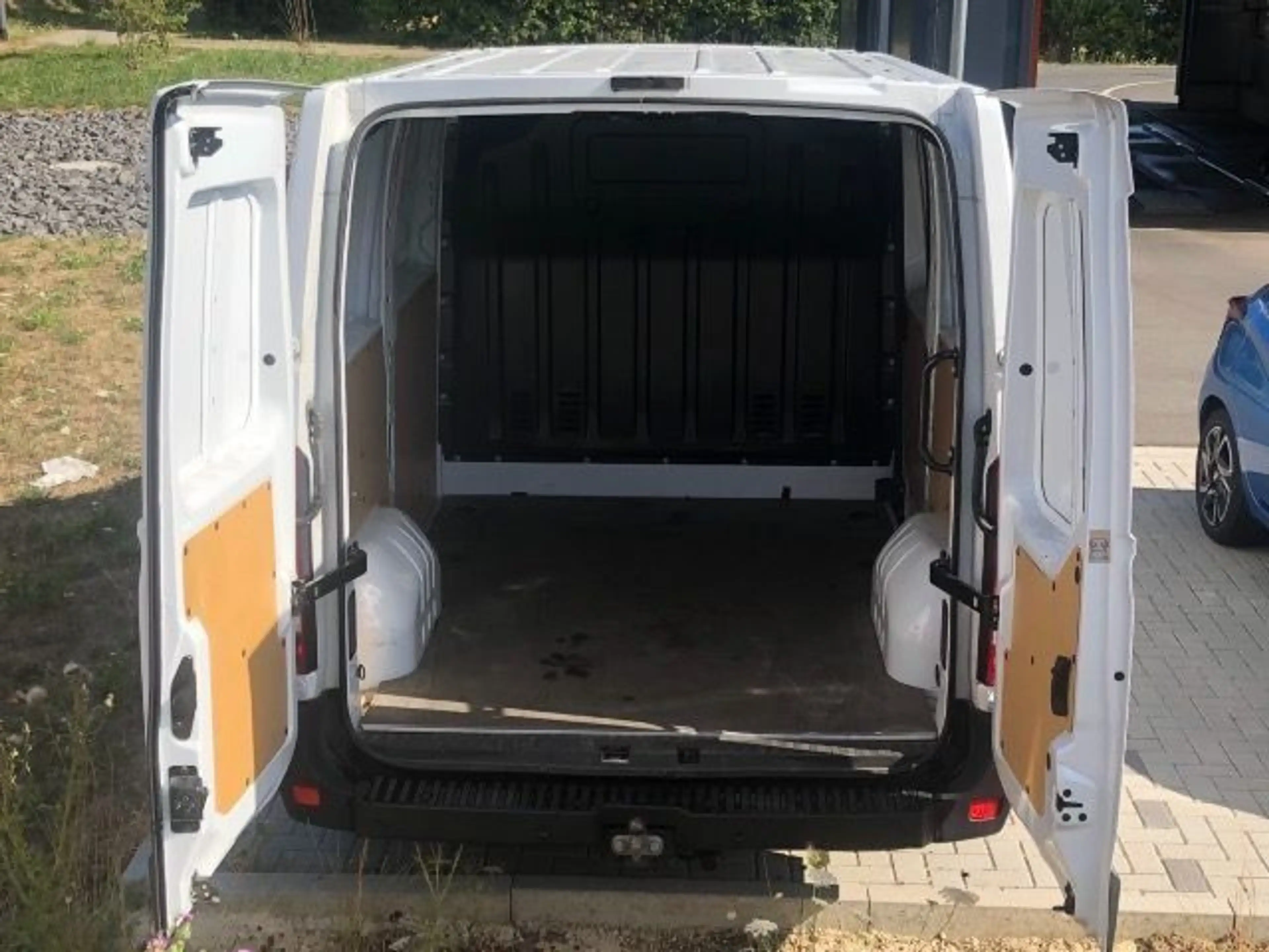Nissan NV400 KAWA 33 L1H1 PRO 135 — photo 6