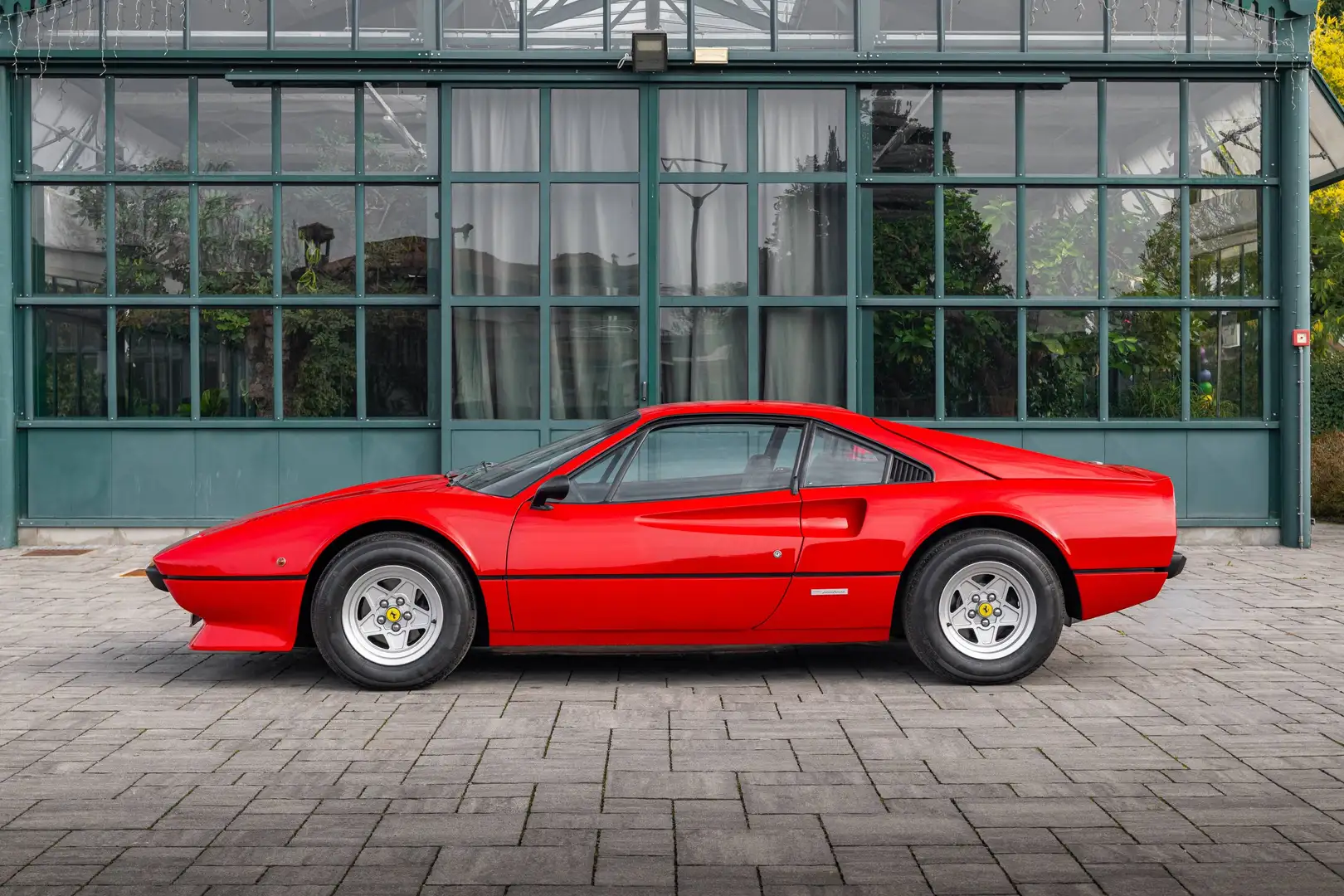 Ferrari 208 GTB Rot - 2