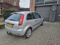 Ford Fiesta 1.3 Futura Zilver - thumbnail 4