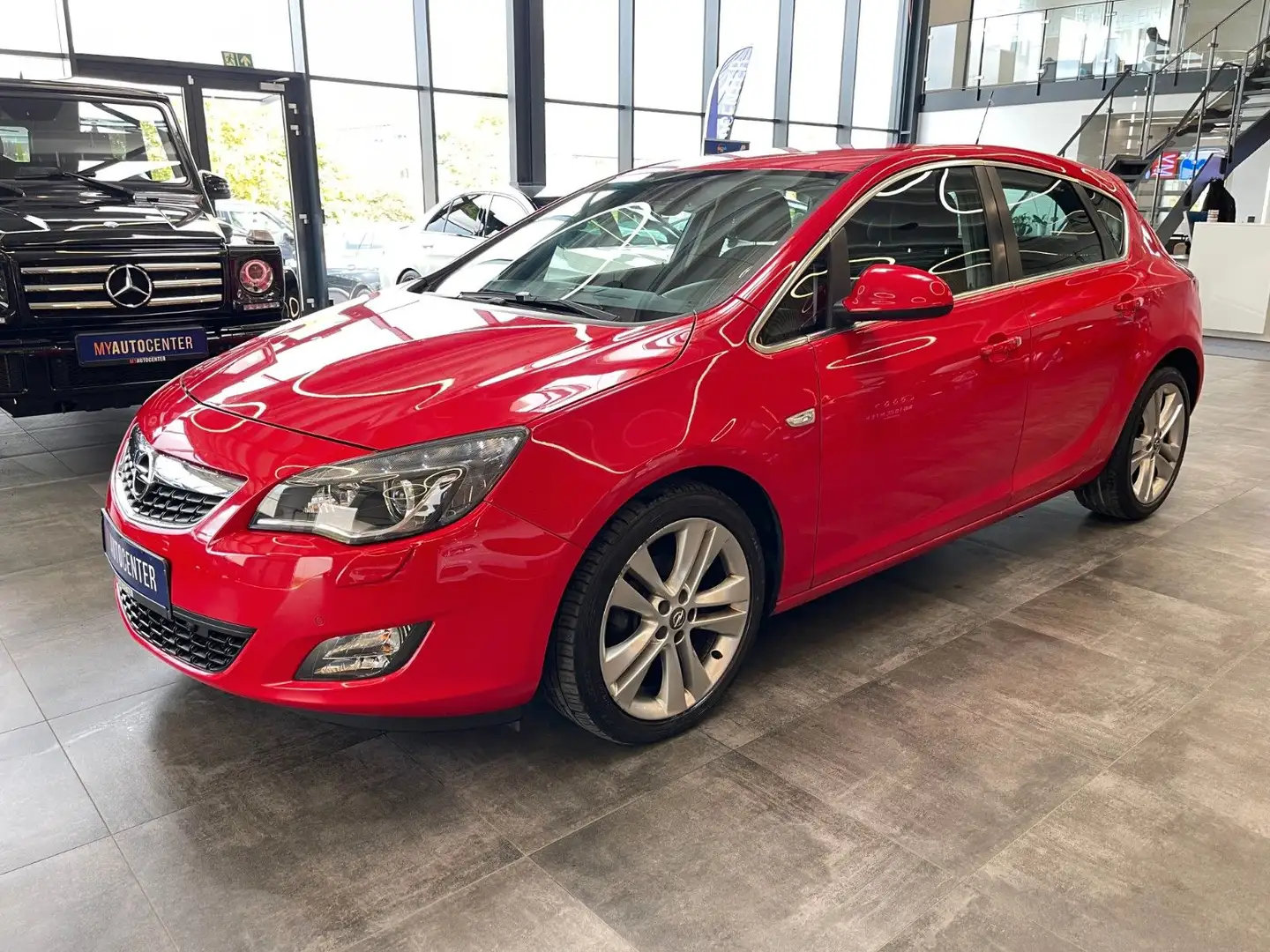 Opel Astra J Lim. 5-trg. Cosmo *Klima*PDC*Tempomat* Rot - 2