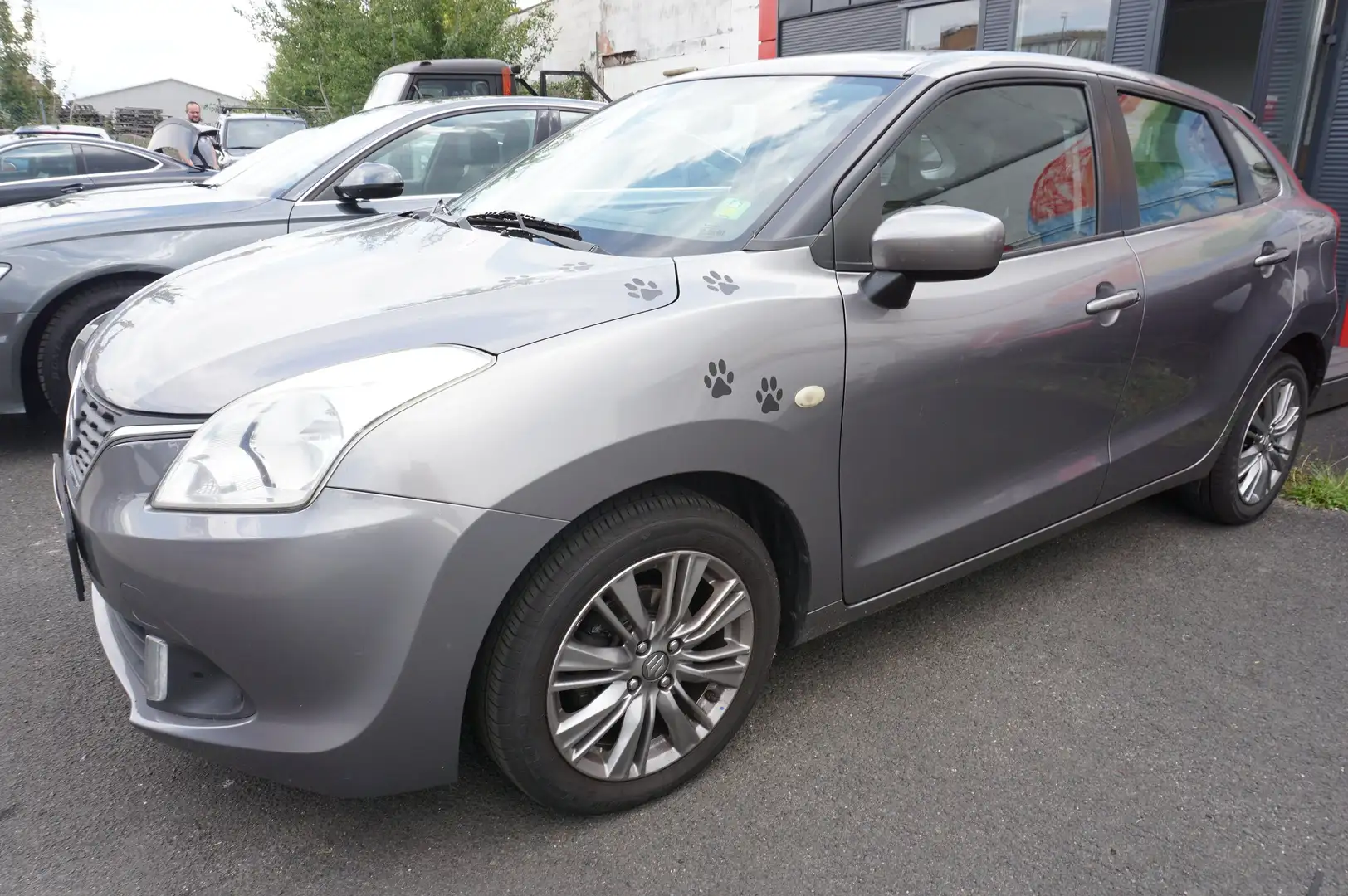 Suzuki Baleno SitzH., Klima, FH, TÜV & Service, Reifen Neu Gri - 2