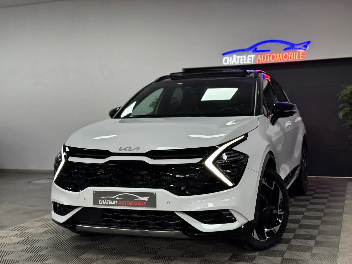 Kia Sportage GT Line Full option état neuf Garantie Kia 4ans Weiß - 1