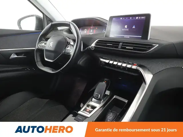 Peugeot 3008 view 13