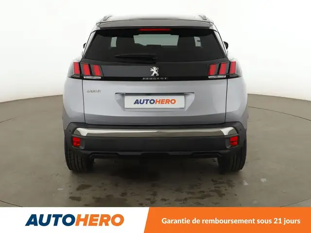 Peugeot 3008 view 5