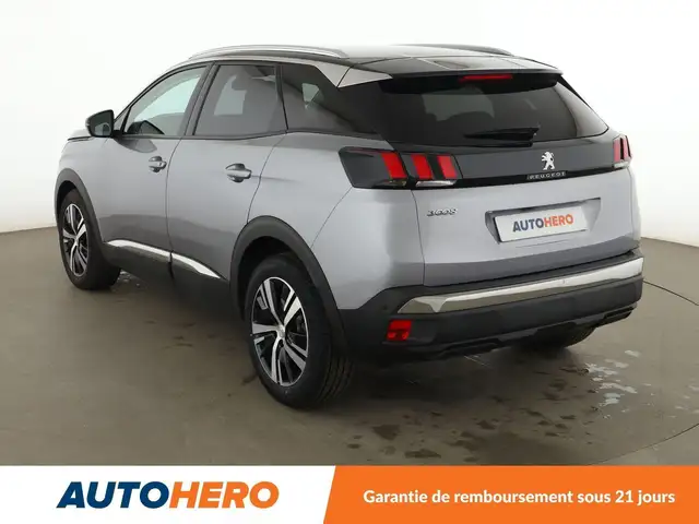 Peugeot 3008 view 4
