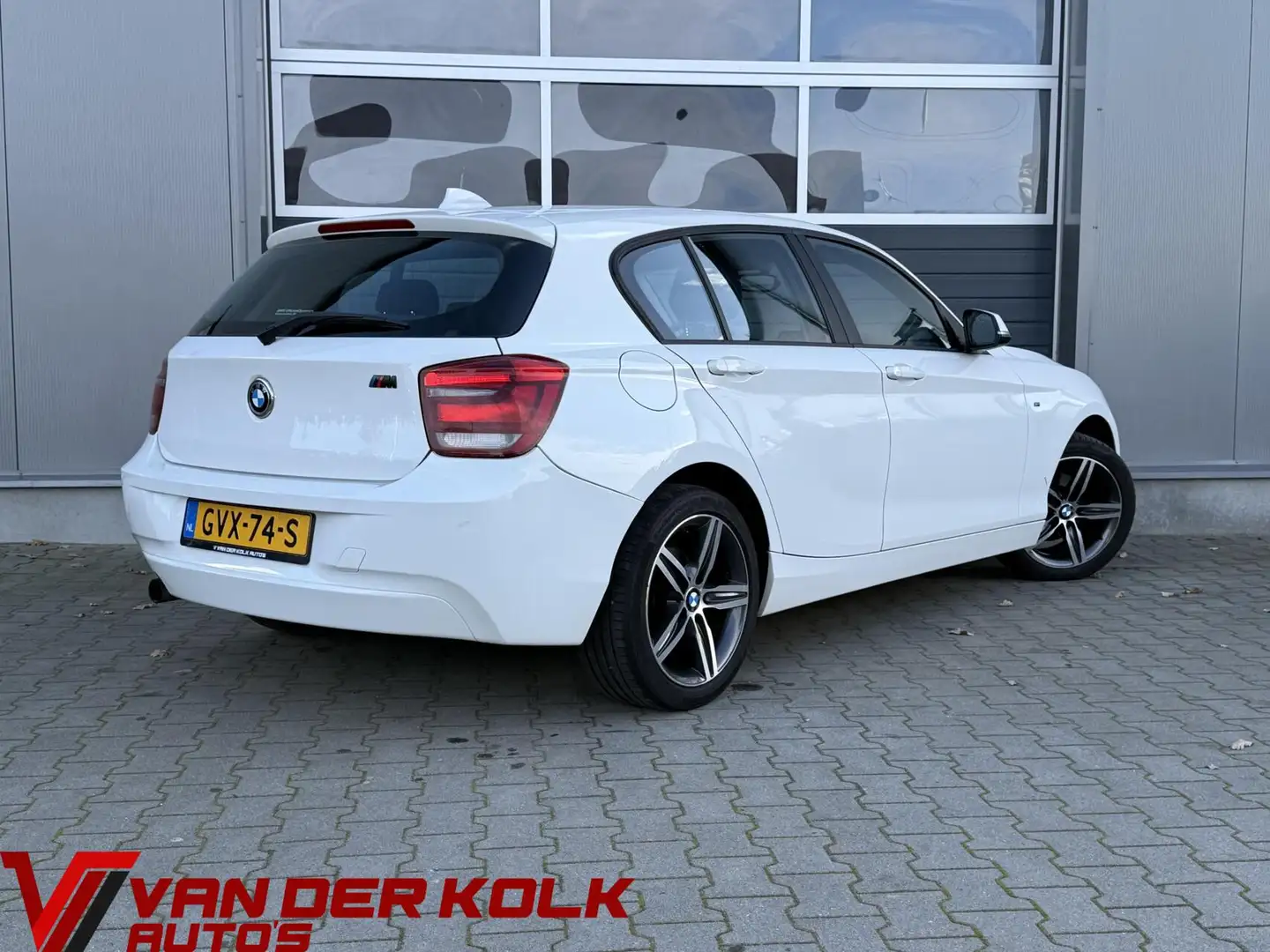 BMW 116 1-serie 116i Business Urban Line 5 Deurs Lichtmeta Wit - 2
