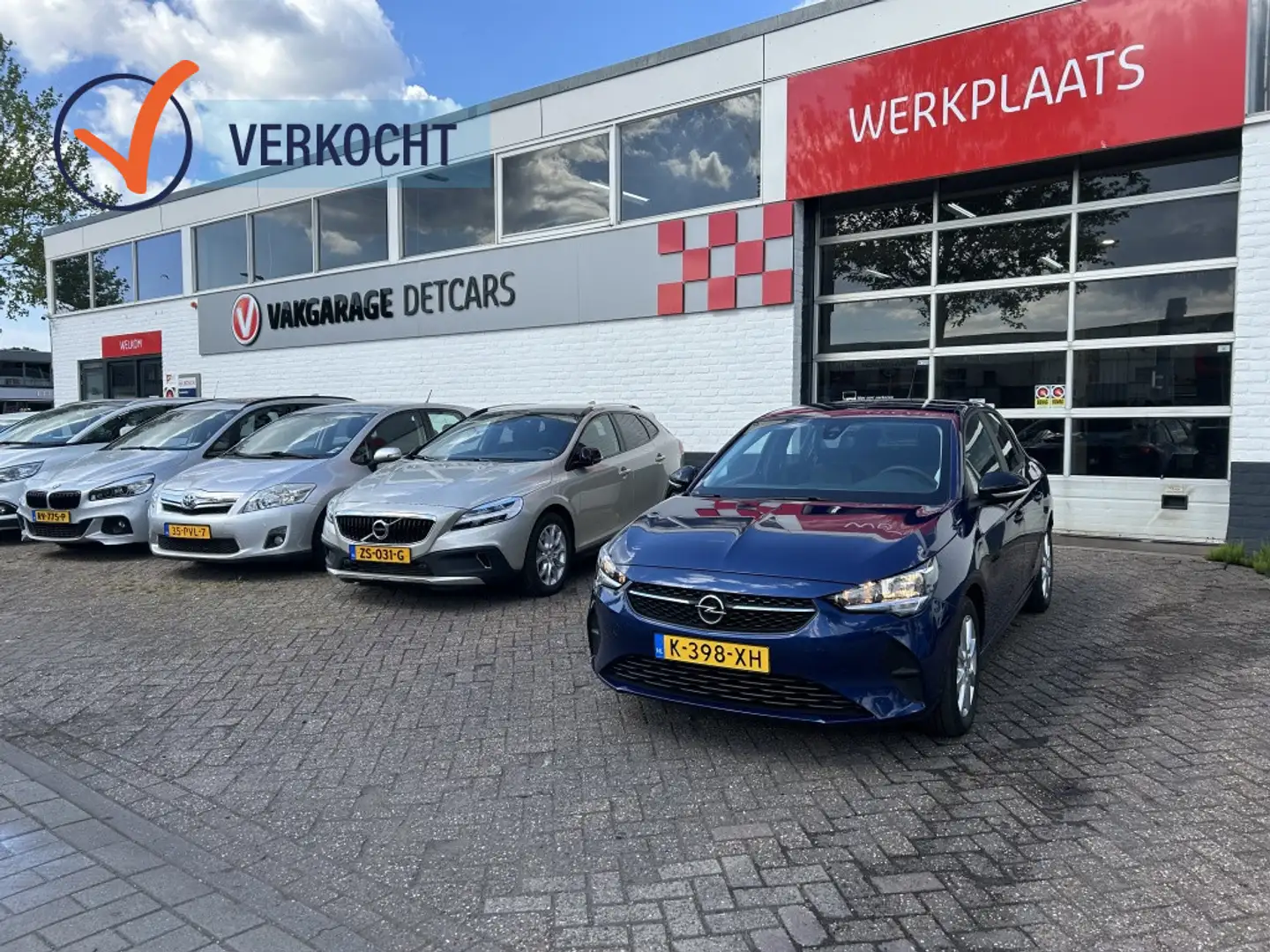 Opel Corsa 1.2 Edition Blauw - 1