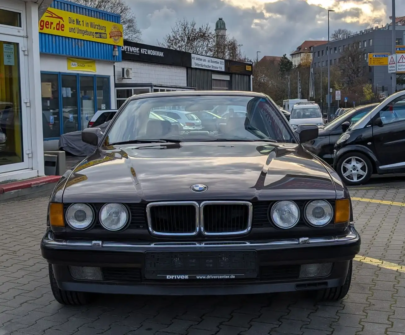 BMW 750 iL*2.Hd*Historie*Wertgut.23.400€*H-Zul*Org.Zu Brown - 2