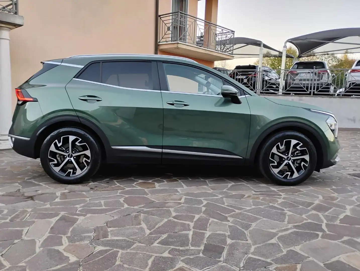 Kia Sportage 1.6 CRDI 136 CV 2WD Mild Hybrid Style Aut. Verde - 2