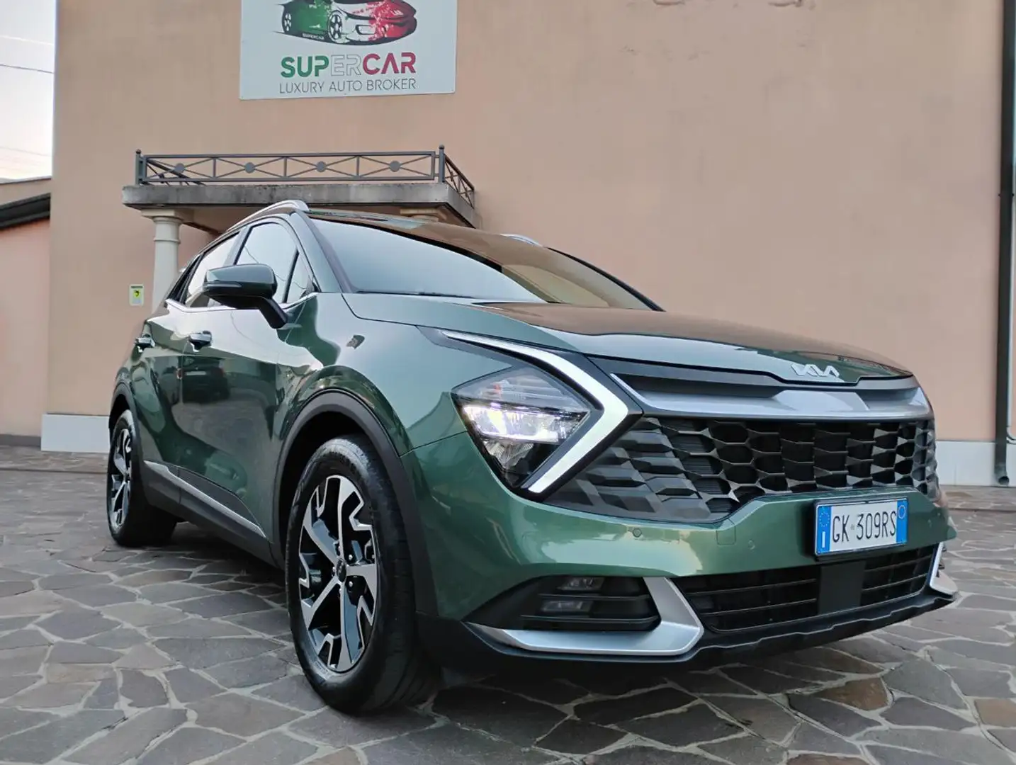 Kia Sportage 1.6 CRDI 136 CV 2WD Mild Hybrid Style Aut. Verde - 1