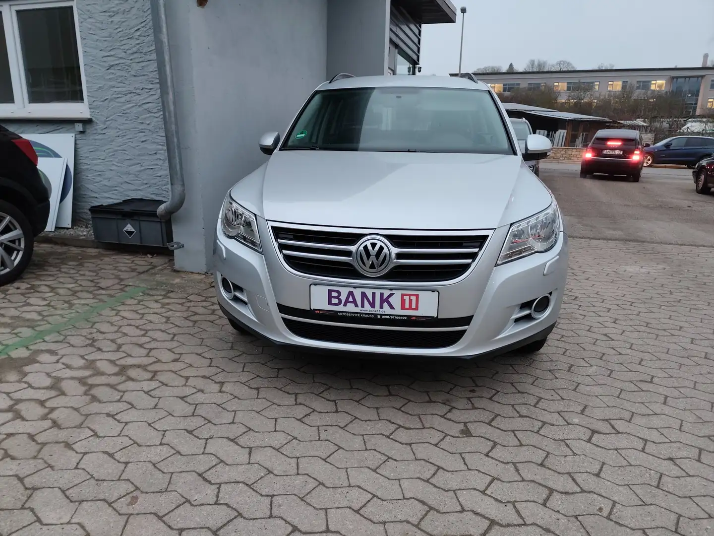 Volkswagen Tiguan Trend , 1 Hand, 68000 km!, Klima, Checkheft Grau - 2