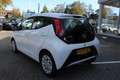 Toyota Aygo X X-PLAY LIMITED APPLE/ANDROID CAMERA AIRCO EL-RAMEN Weiß - thumbnail 2