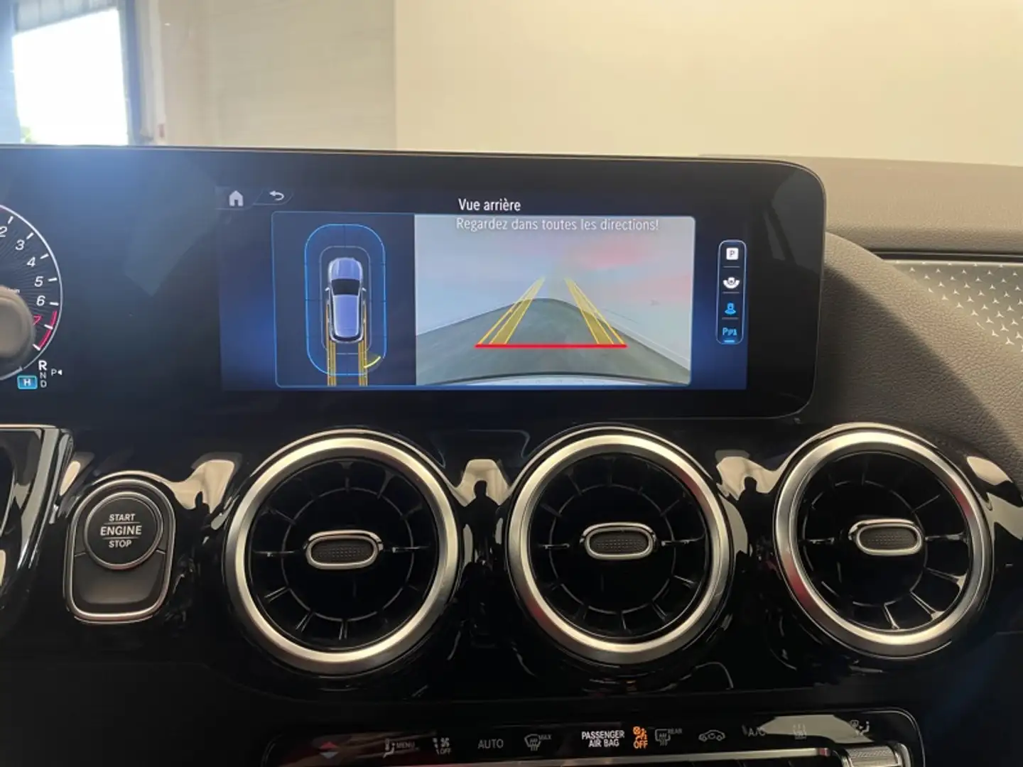 Mercedes-Benz GLA 250 e Hybrid EQ Progressive Line Gris - 1