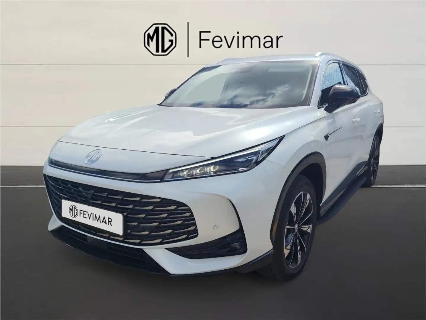 MG HS 1.5T PLUG IN HYBRID LUXURY - 1