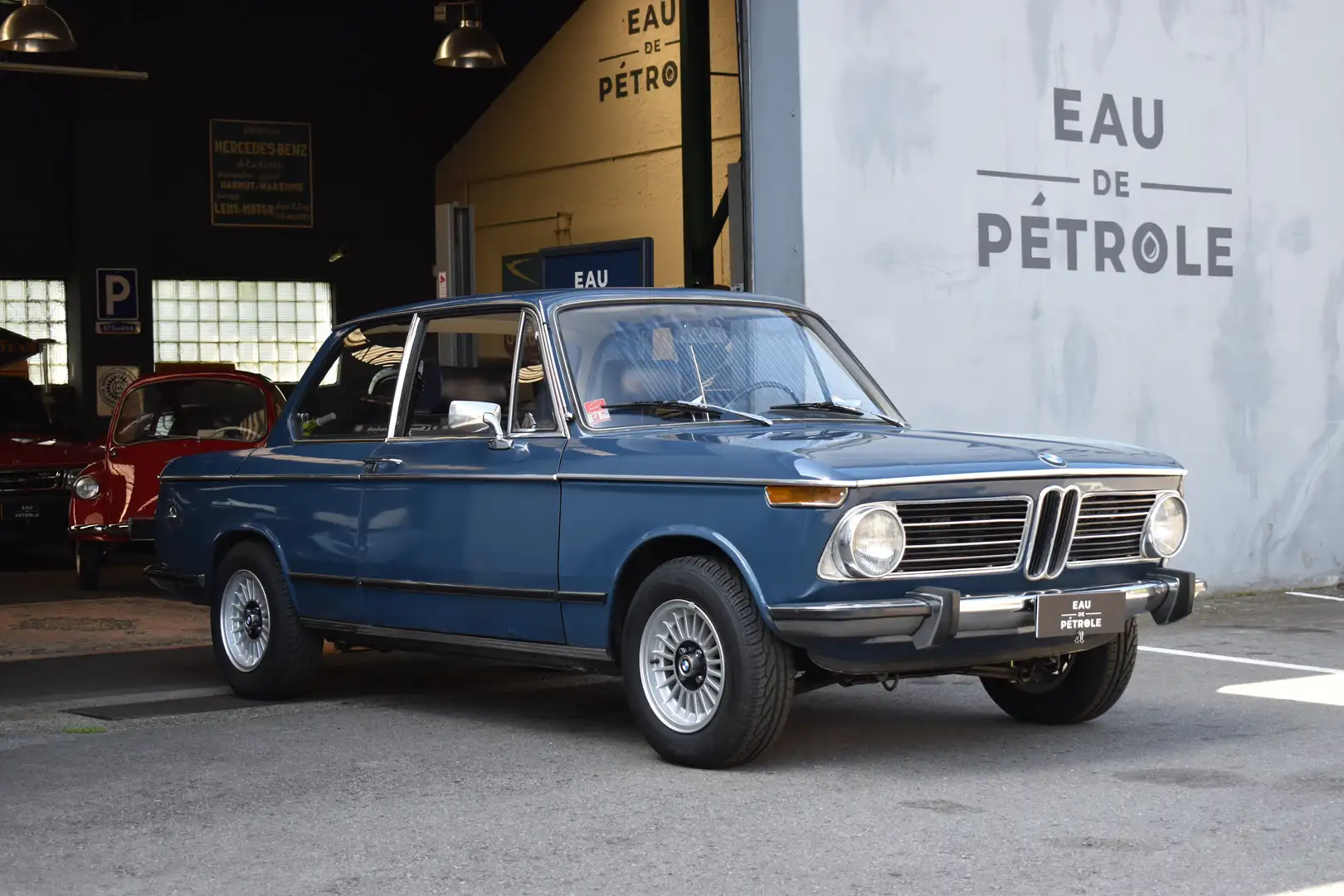 BMW 2002 Bleu - 2