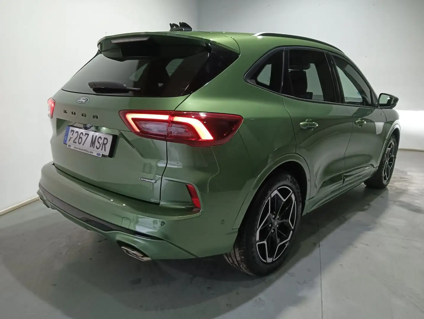 Ford Kuga 2.5 Duratec FHEV ST-Line 4x2 Aut. Verde - 2